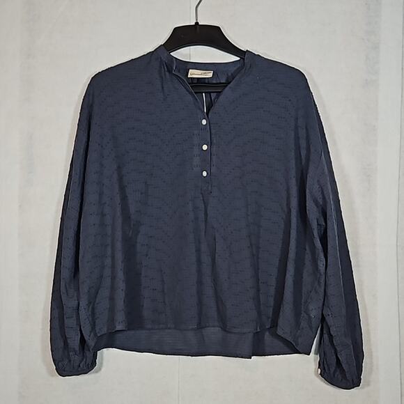 NWT Universal Thread Grey Oversized Boxy Textured Henley Blouse - Picture 1 of 6